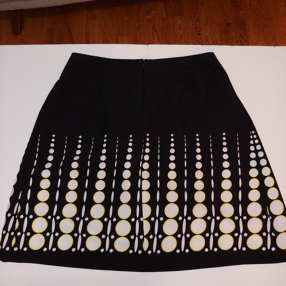 Shazdeh Fashions black skirt white polka dots EUC